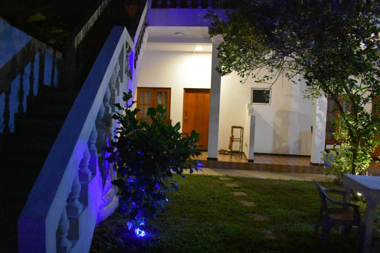 Aroma Guest House Мирисса Экстерьер фото