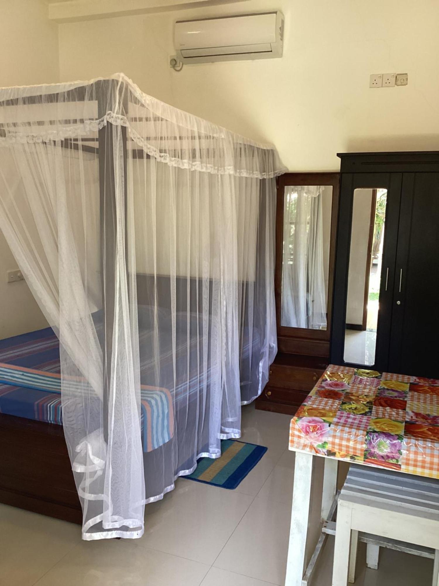 Aroma Guest House Мирисса Экстерьер фото